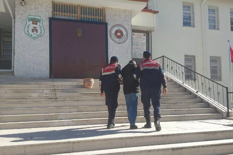 Bilecik’te yakalaması olan şahıs jandarmaya takıldı