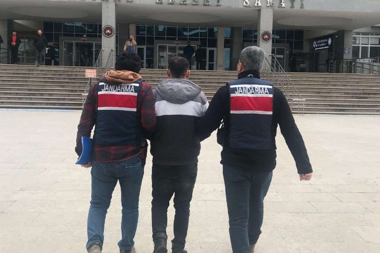 Edirne’de 2 terörist yakalandı