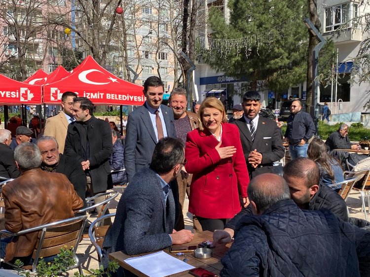 İzmitliler Başkan Hürriyet’e teşekkür etti