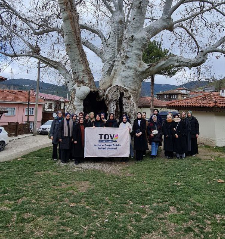 Sakarya’da üniversite öğrencileri tarih kokan sokaklarda