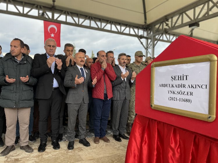 Şehit er Akıncı, Adıyaman’da son yolculuğuna uğurlandı