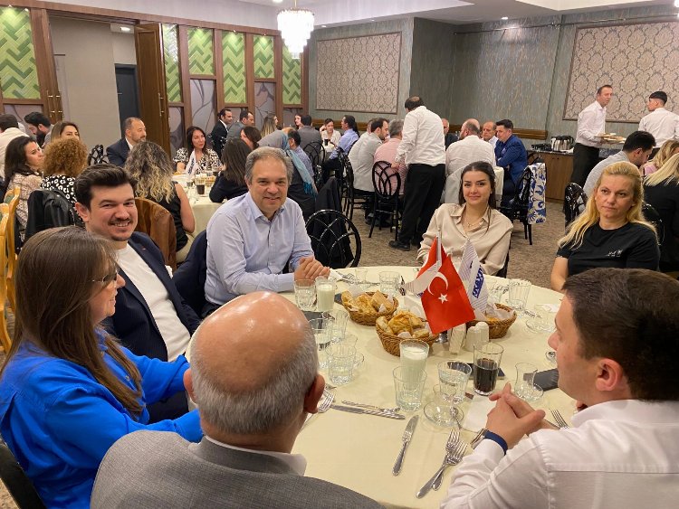İK uzmanları İKAYDER iftarında buluştu