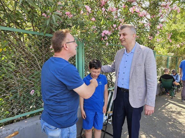 Başkan Sezer öğrencilere başarılar diledi