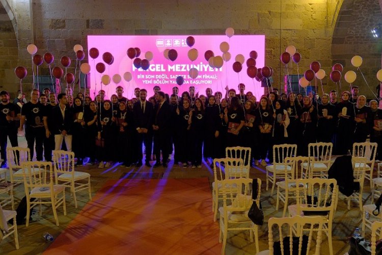 Konya’da Pergel Fellowship mezunlarına tören