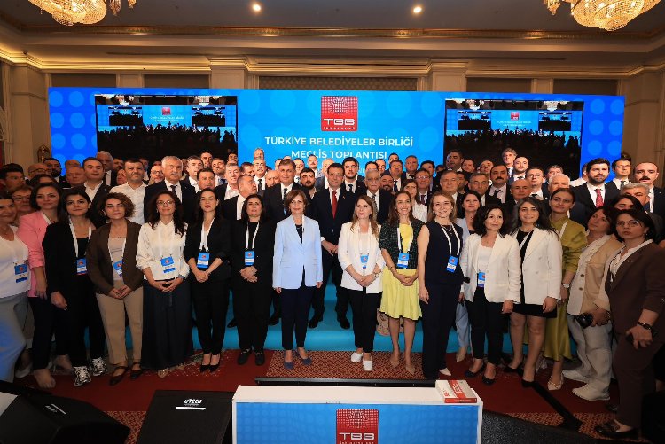 Muğla’dan İstanbul ve Trabzon’a ‘birlik’ tebriği