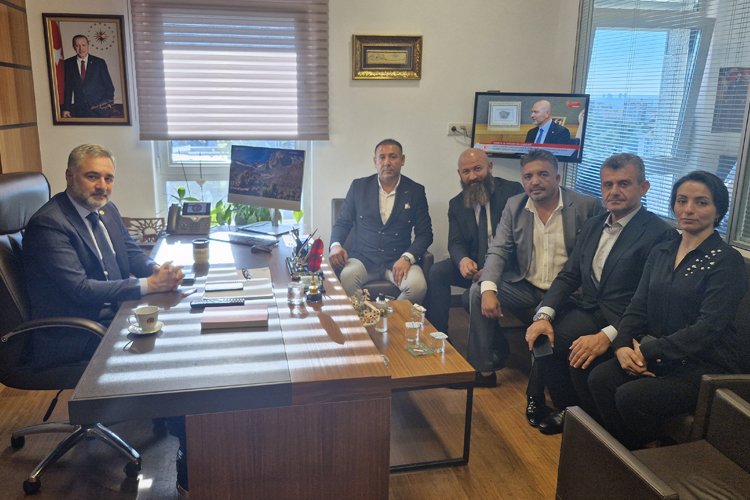 TÜMEVSİAD ekibi Ankara’ya çıkarma yaptı