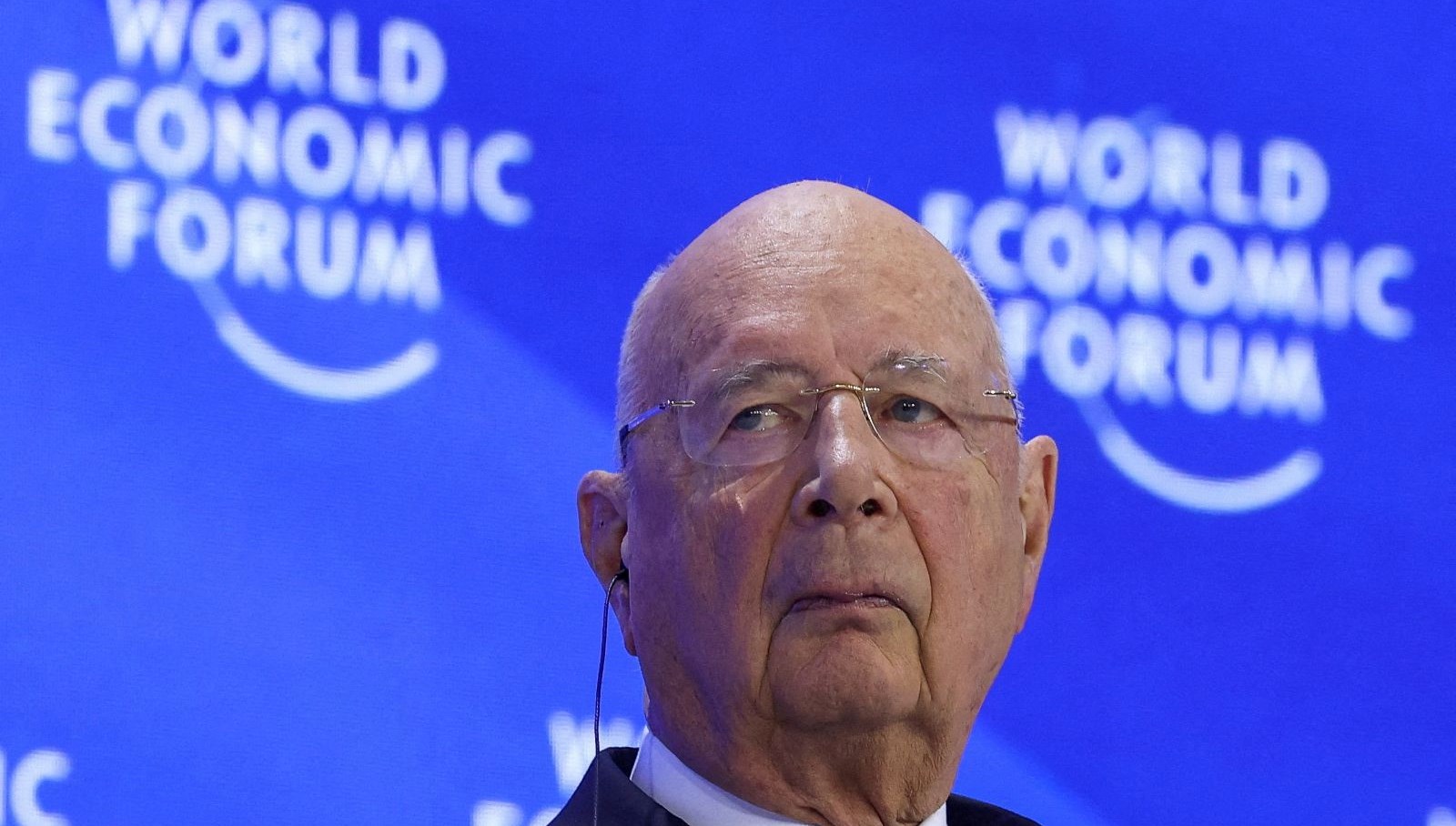 Davos’ta zelzele: İfşacının mektubu, istifa getirmiş