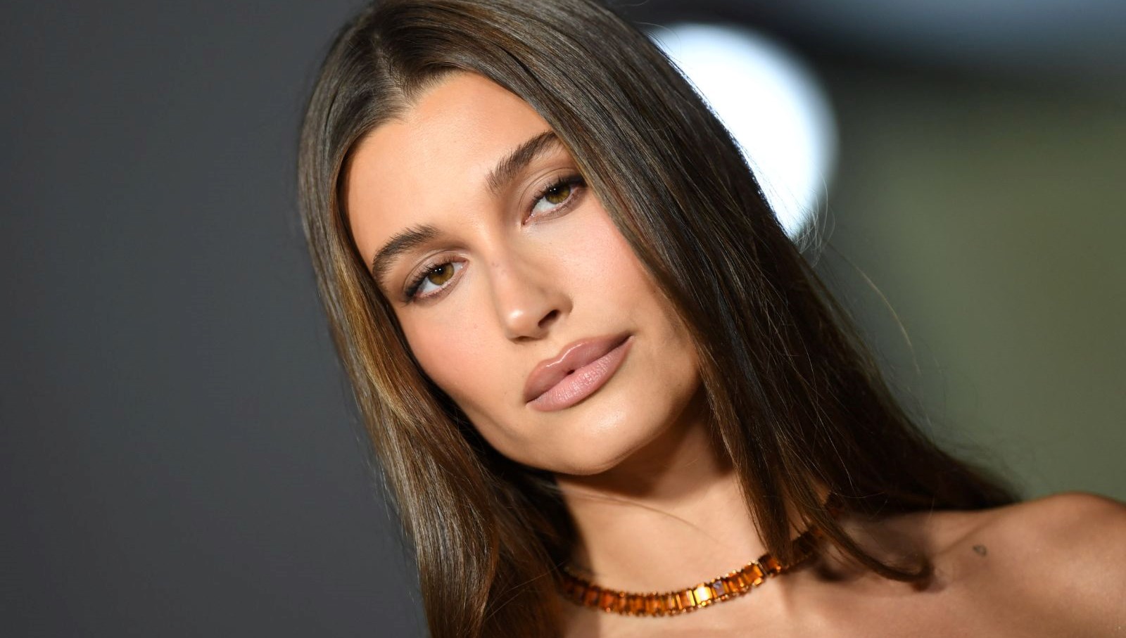 Hailey Bieber: Yumurtalık kistim var