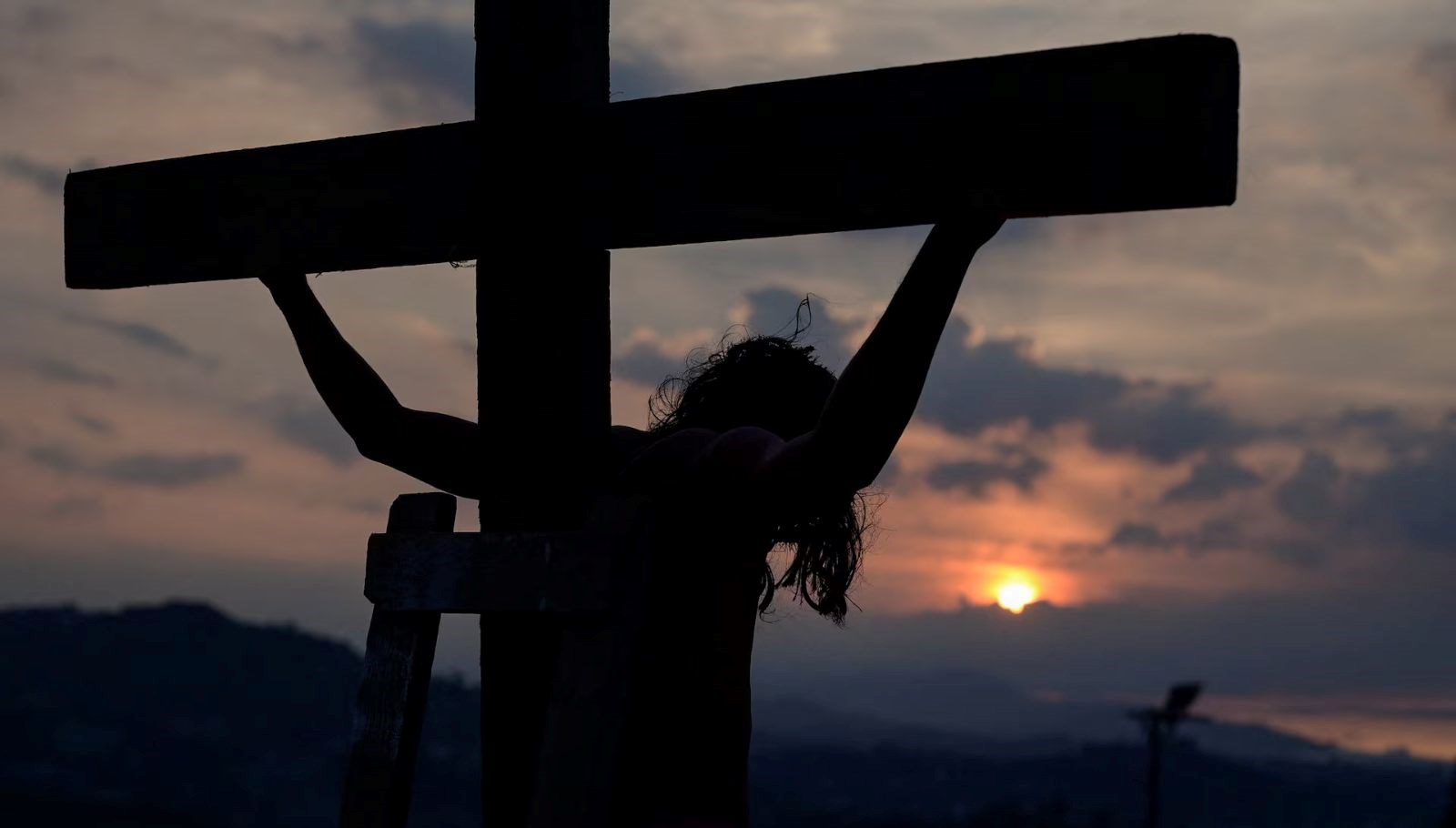 Hz. İsa’nın Son Akşam Yemeği’nin gerçekleştiği odada saklı yazılar bulundu