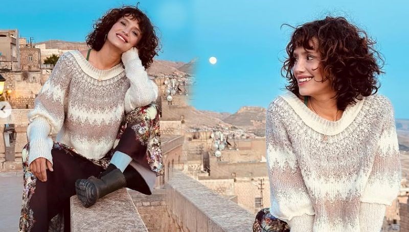 Irmak Erdoğan Mardin’de: 16 yıl sonra aynı pozu verdi