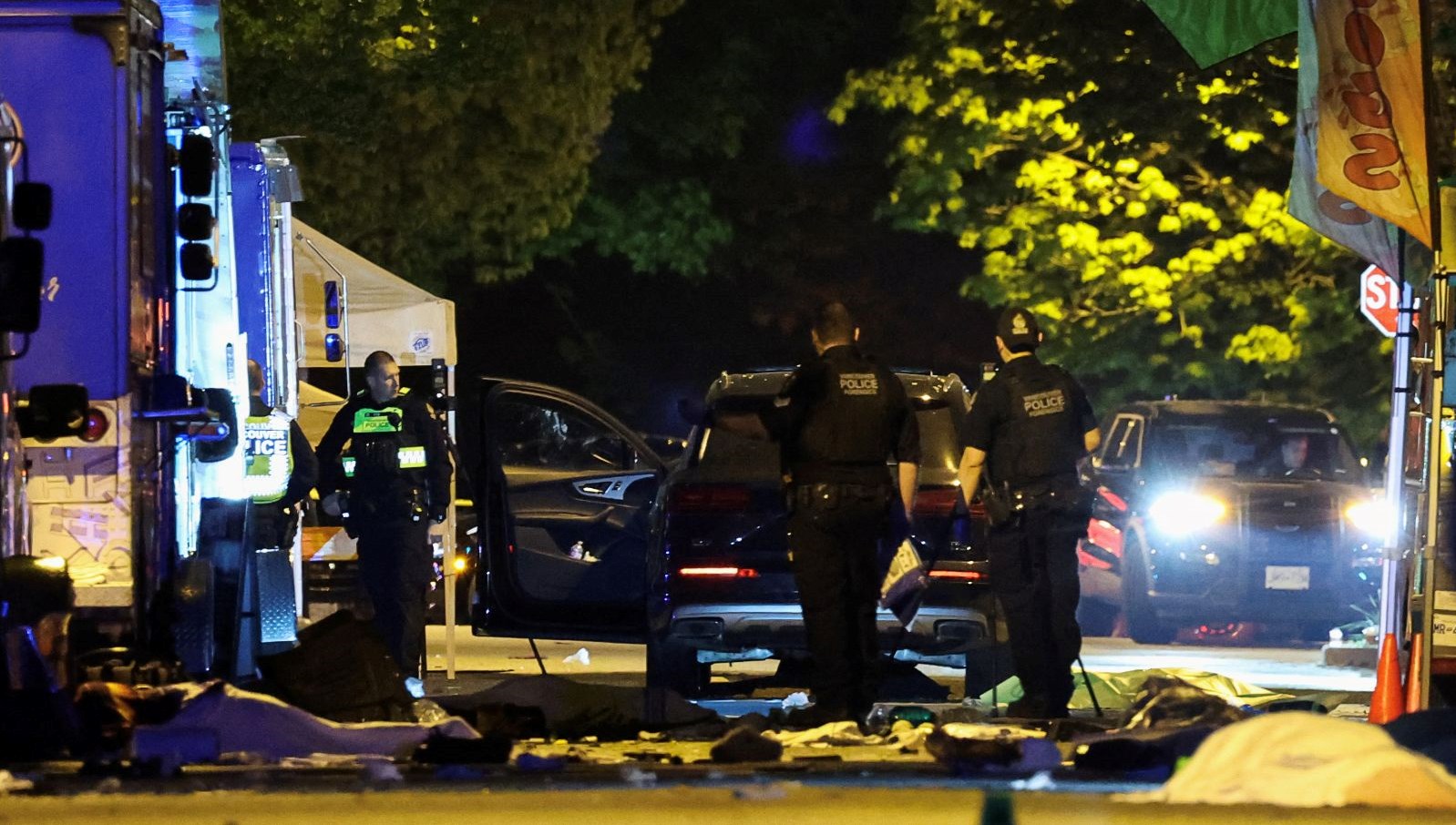 Kanada’da bir araç, şenlikteki kalabalığın ortasına daldı! En az 9 kişi öldü