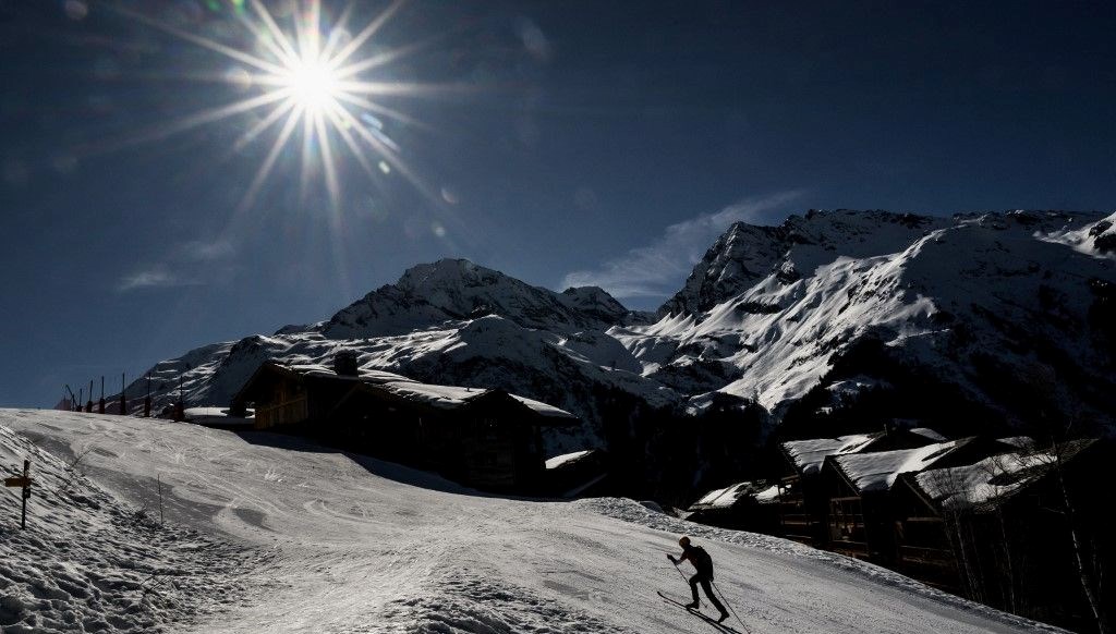 Kayak merkezinde çığ düştü, 1 kişi öldü