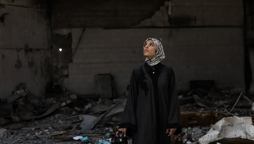“Öleceksem gürültülü bir vefat olsun”: Gazze’de öldürülen foto muhabir Fatma’nın gerisinde bıraktığı tanıklık