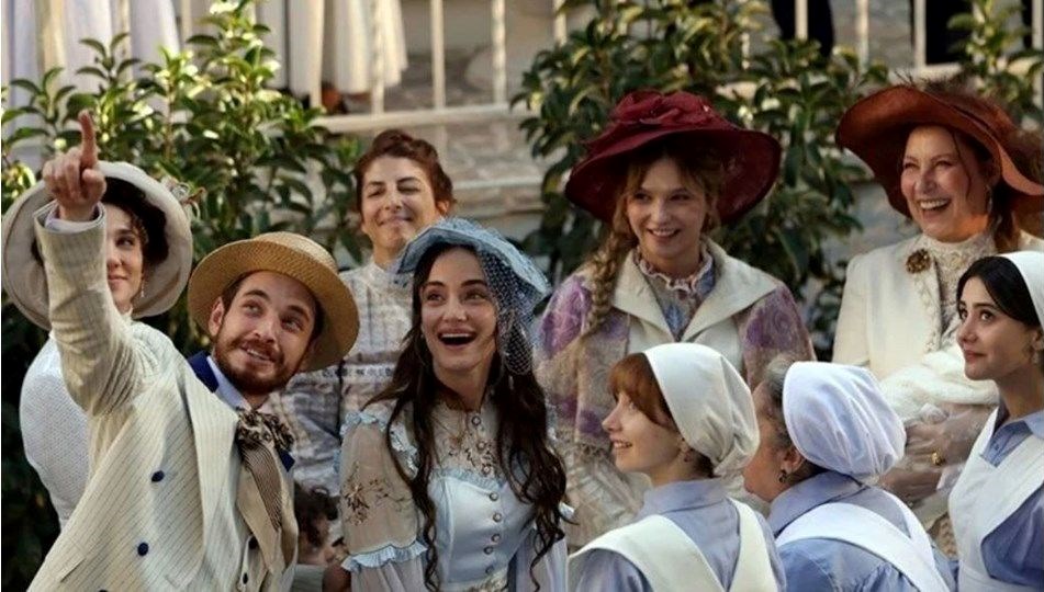 Şakir Paşa Ailesi dizisinin setinde tekrar yangın çıktı: Set çalışanı hayatını kaybetti