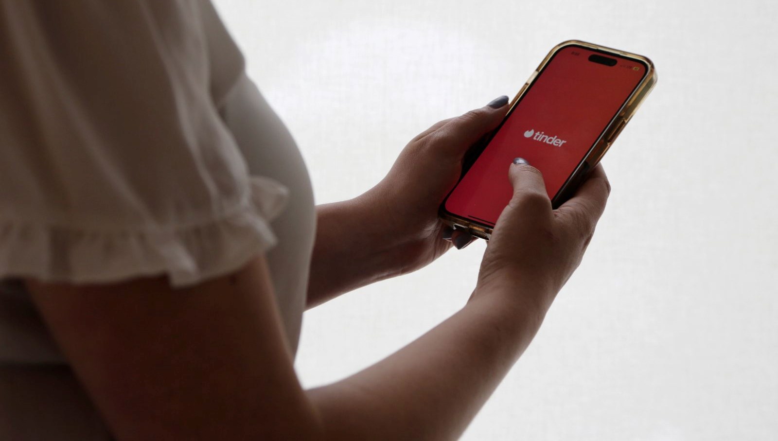 Tetikçi sandı, muhbir çıktı: Eski sevgilisini öldürtmek isteyen bayan tutuklandı