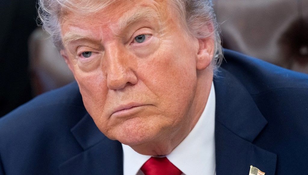 Trump’tan Putin’e: “Vladimir dur!”