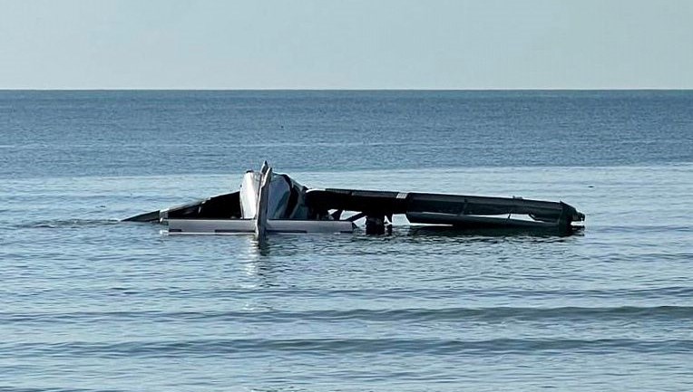 Uçak denize düştü, 6 polis hayatını kaybetti