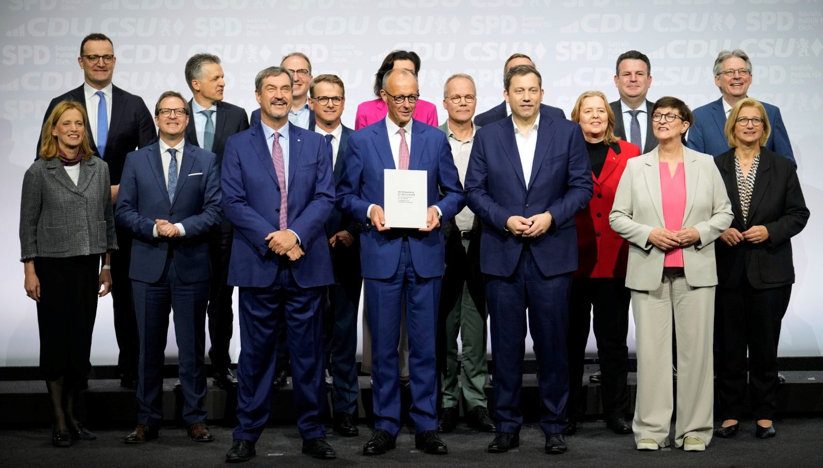 Almanya’da yeni kabine kuruldu: Kim, hangi misyona getirildi?