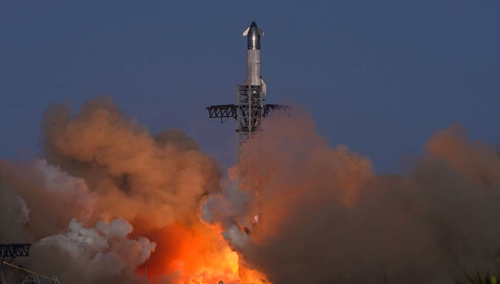 Gece gelen kaza: Musk’ın 5 milyar dolarlık gururu patladı