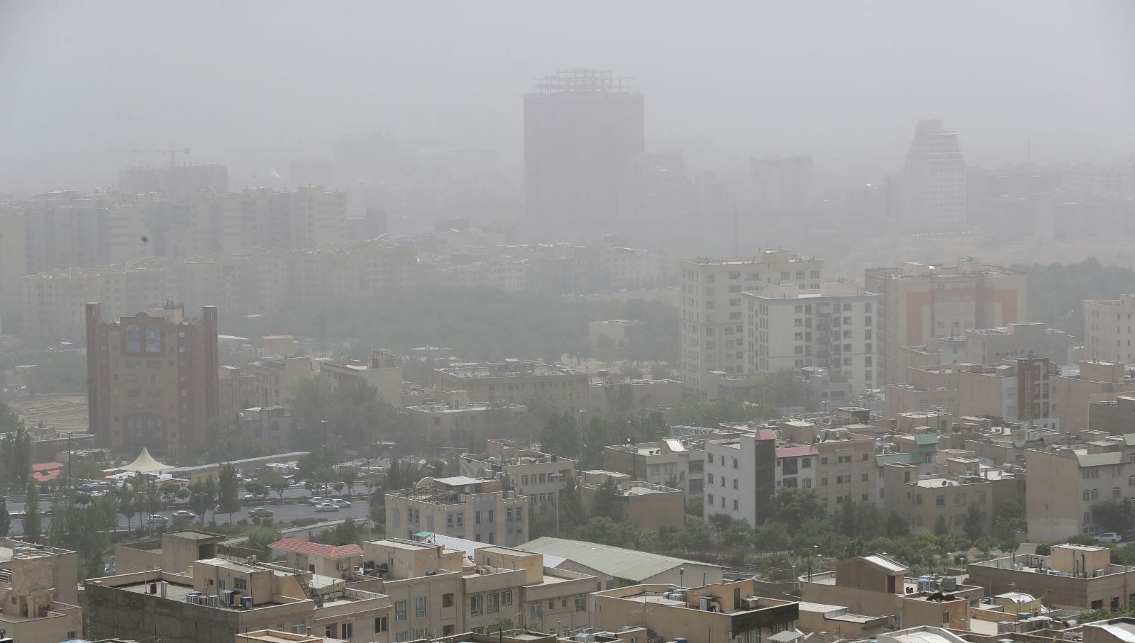 İran’da kum fırtınası: 800’den fazla kişi hastanelik oldu