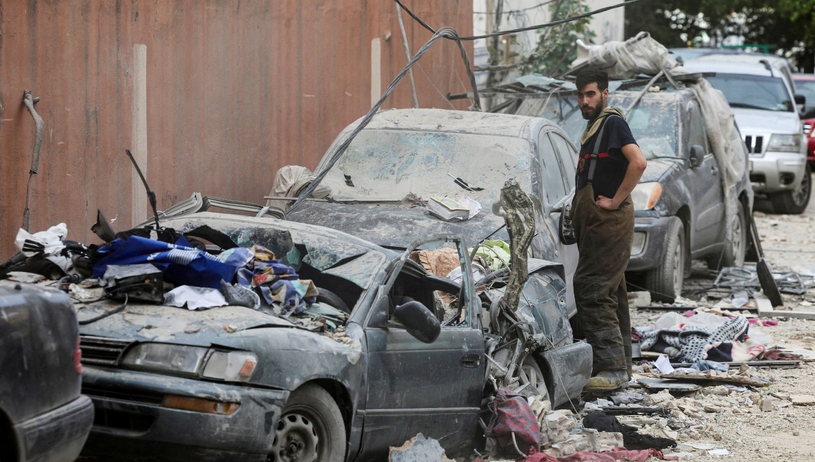 İsrail’den Lübnan’a hava hücumları: 4 kişi öldü