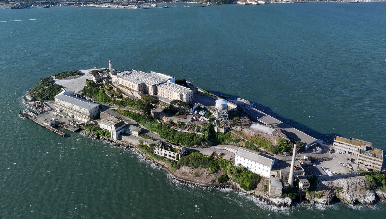 Trump yine açıyor: Alcatraz hapishanesinden kaçış imkansız mı?