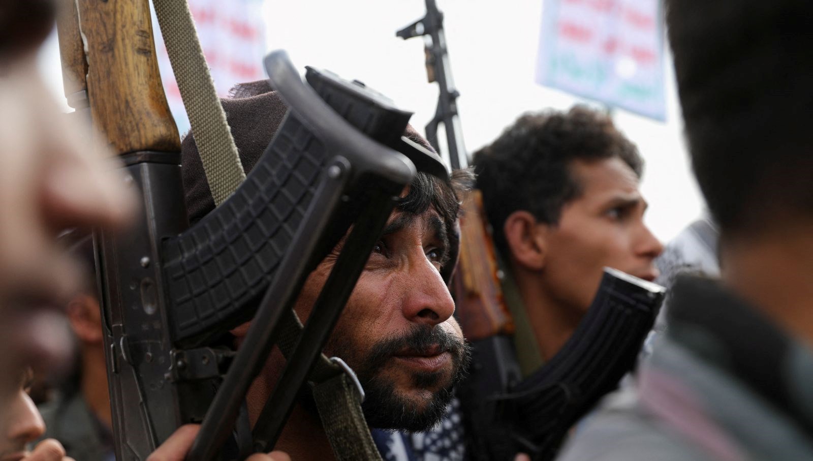 Yemenli Husiler İsrail’in güneyini füzeyle vurdu