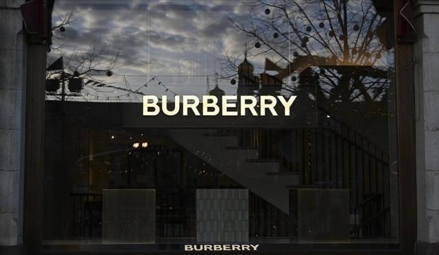 ingiliz-burberry-1700-kisiyi-isten-cikarmayi-planliyor-ZD1xqtiU.jpg