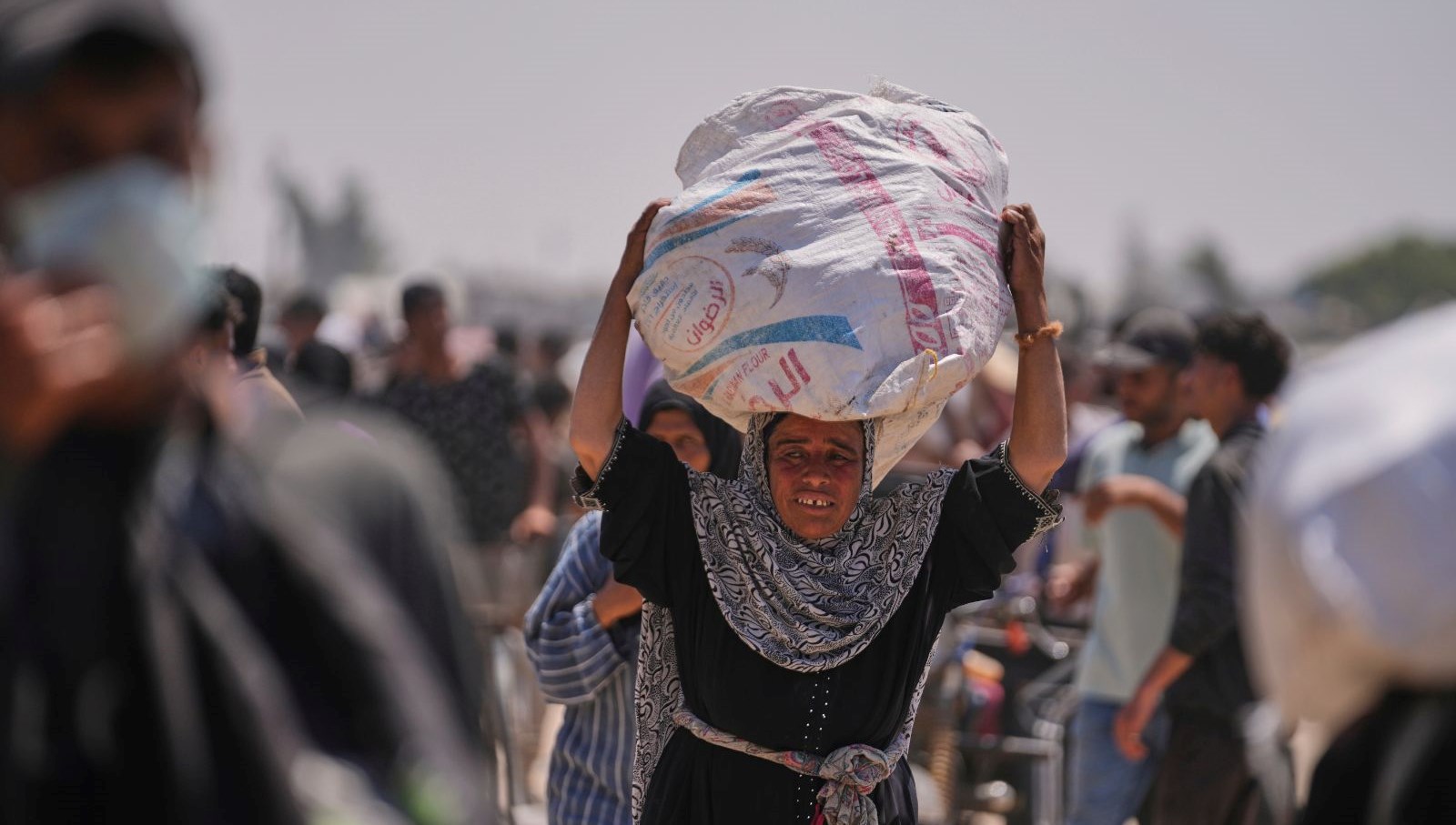İsrail, tekrar Gazze’de yardım bekleyenlere saldırdı: 16 Filistinli öldü
