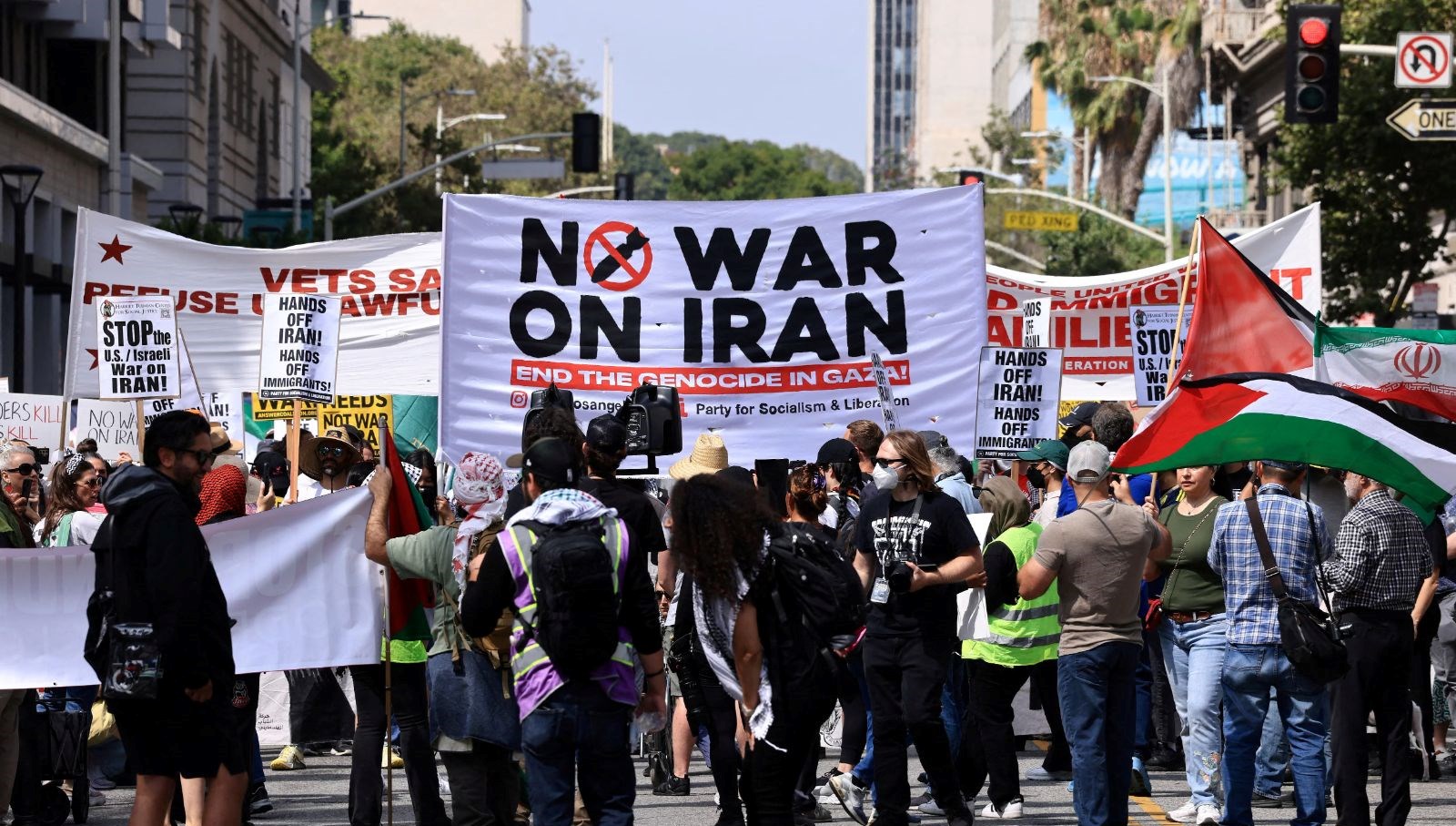 New York’ta İran’a akın protesto edildi