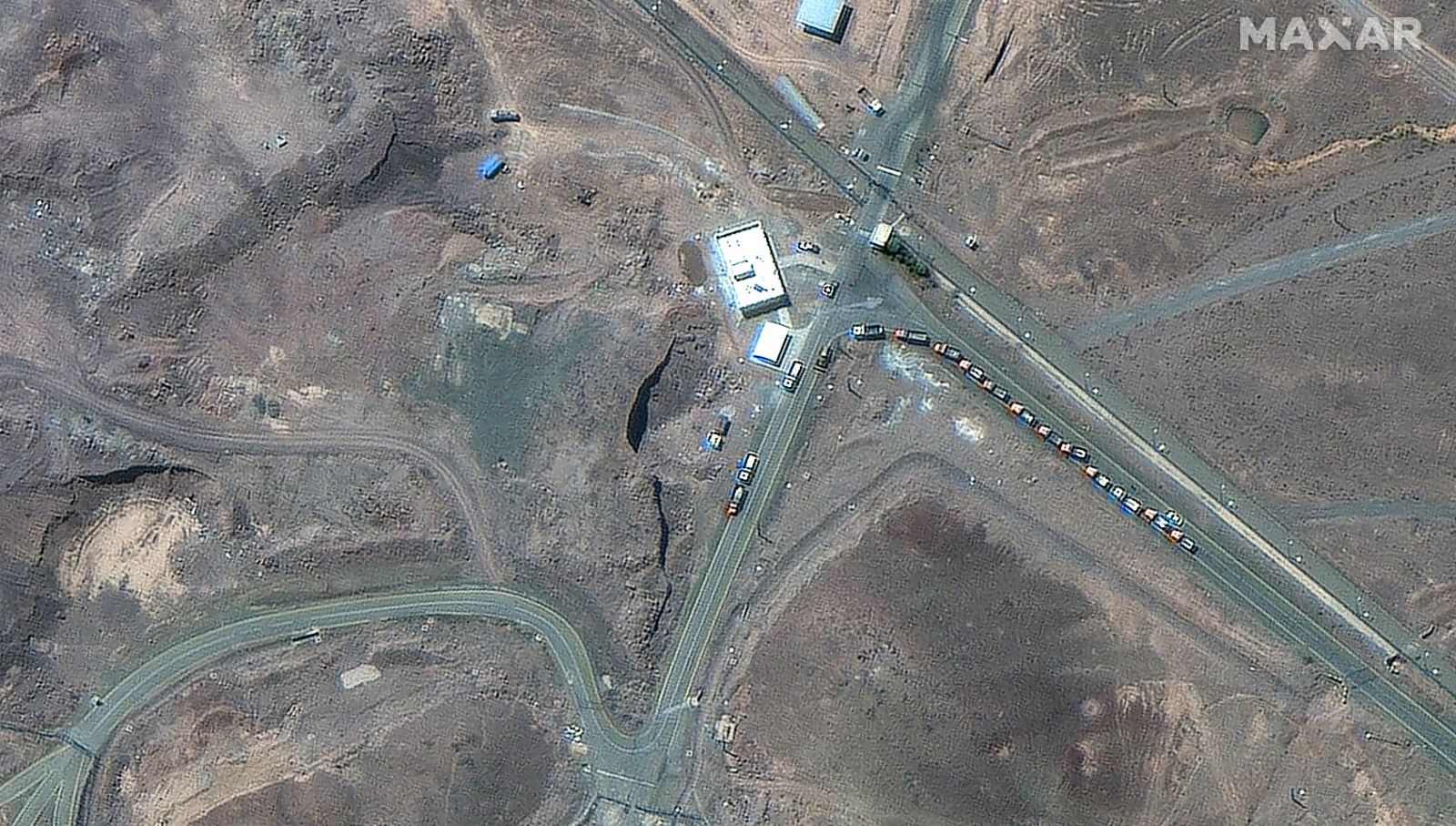 Tüneller dolduruldu, kamyonlar kaçırıldı: İran’ın nükleer tesisinde hücumdan evvel ne yaşandı?