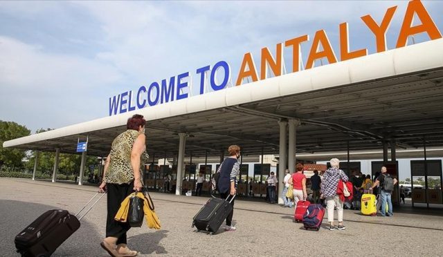 antalya-turizmi-3-milyonu-gecti-C2VawdBj.jpg