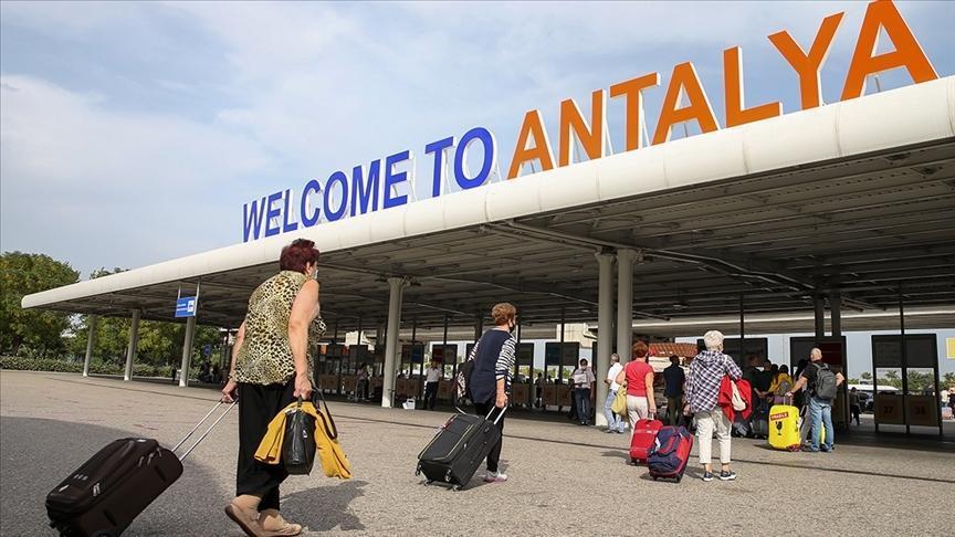 Antalya turizmi 3 milyonu geçti – Düzgün Haber