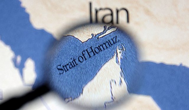 ateskes-sonrasi-hurmuz-savi-iran-mayin-dosemek-icin-hazirlik-yapti-FLkXZZP5.jpg