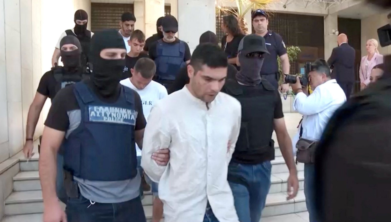 Atina’da cinayet: Öldürülen profesörün eski eşi dahil 5 kişi gözaltında