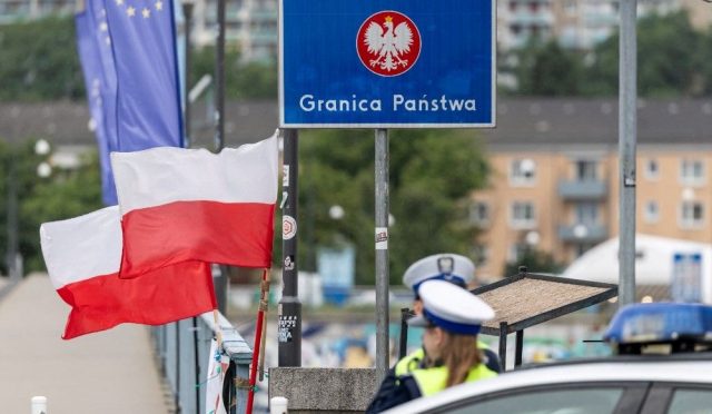 avrupaya-giriste-kontrol-artti-hudutta-denetimler-tekrar-basladi-VIVrbC25.jpg