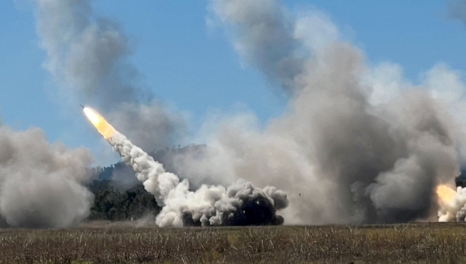 Avustralya’nın en büyük askeri tatbikatında bir birinci: HIMARS atışı yapıldı