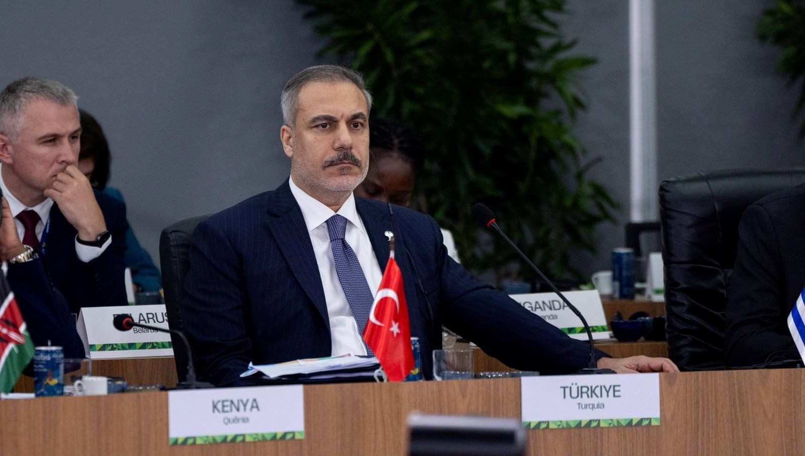 Bakan Fidan, BRICS zirvesinde: “Yapay zekanın tahakküm aracına dönüşmemesi için önlem şart”