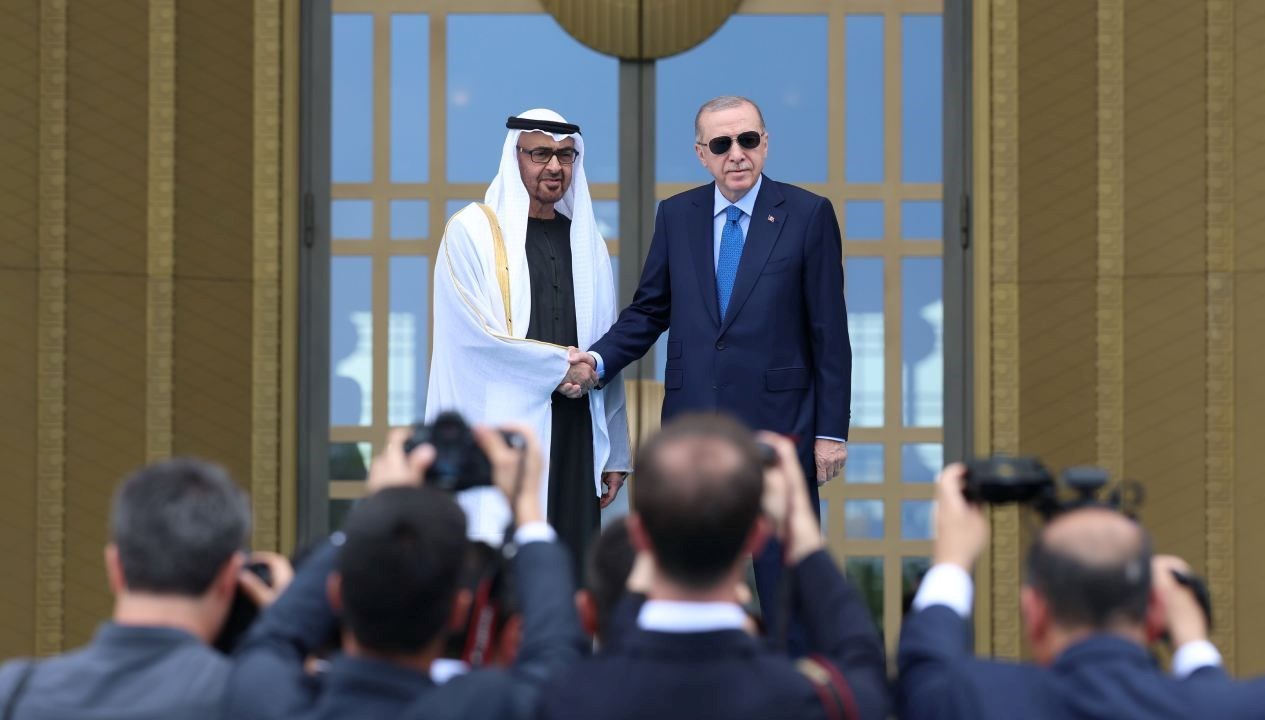 Cumhurbaşkanı Erdoğan, BAE lideri El Nahyan ile bir ortaya geldi: 7 muahede imzalandı