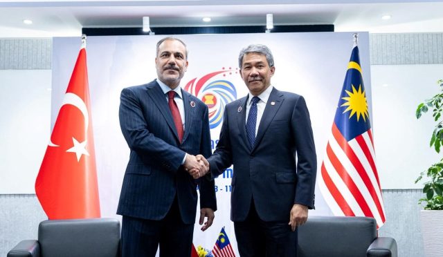 disisleri-bakani-fidandan-malezyada-diplomatik-temaslar-qlmFag9q.jpg