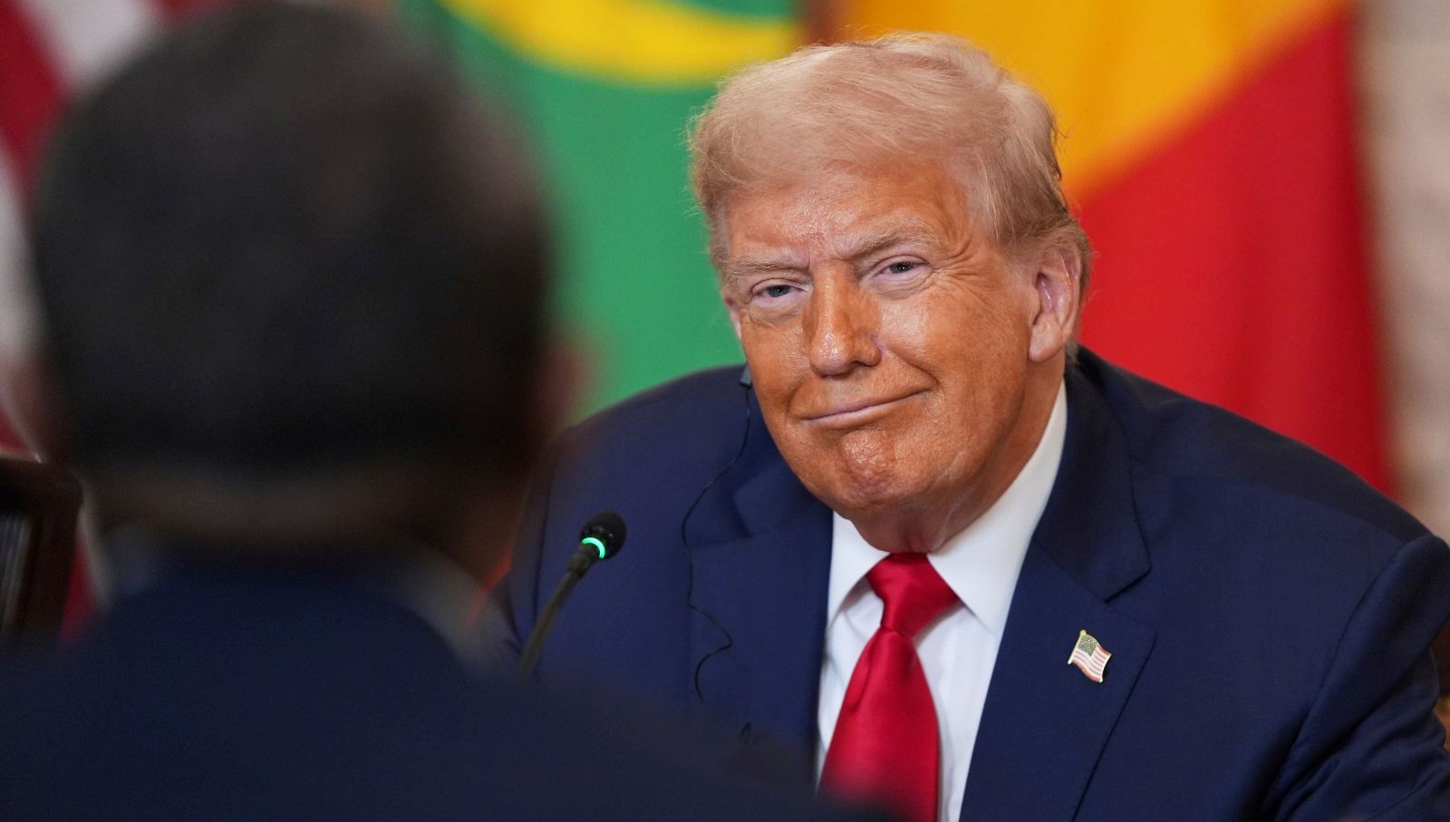 Dünyanın en fakir ülkeleri, Trump’la irtibatlı lobi kümelerine milyonlar ödüyor