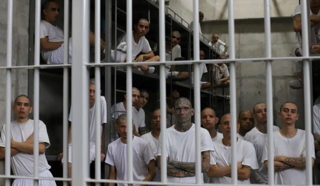 el-salvador-cehennemdeki-gocmenler-abdnin-sorumlulugunda-6mdhBw8j.jpg