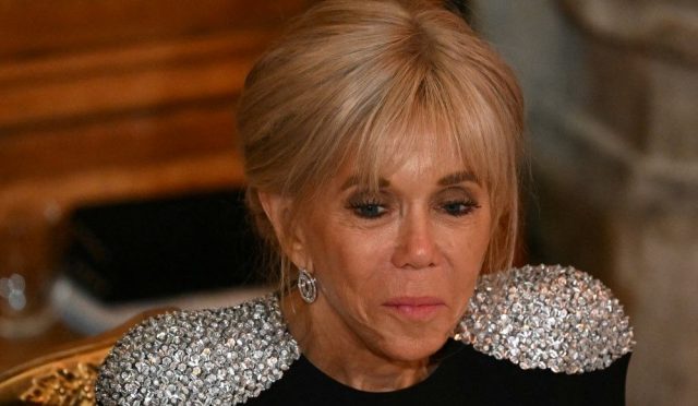 first-lady-davasi-erkek-olarak-dogdu-palavrasina-beraat-s8WDiYFj.jpg