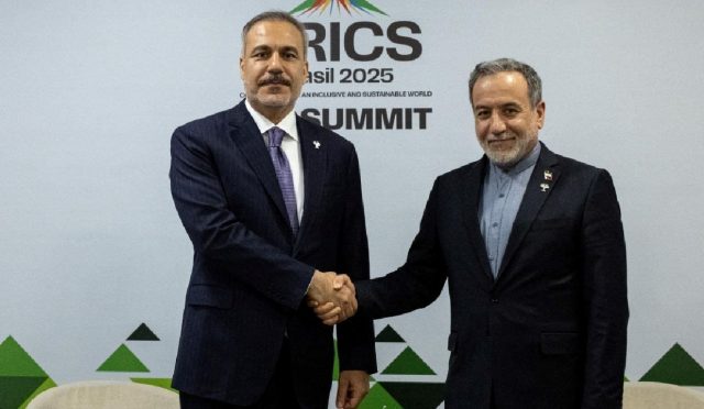 hakan-fidan-iranli-mevkidasi-abbas-arakci-ile-gorustu-g59Ru6xs.jpg