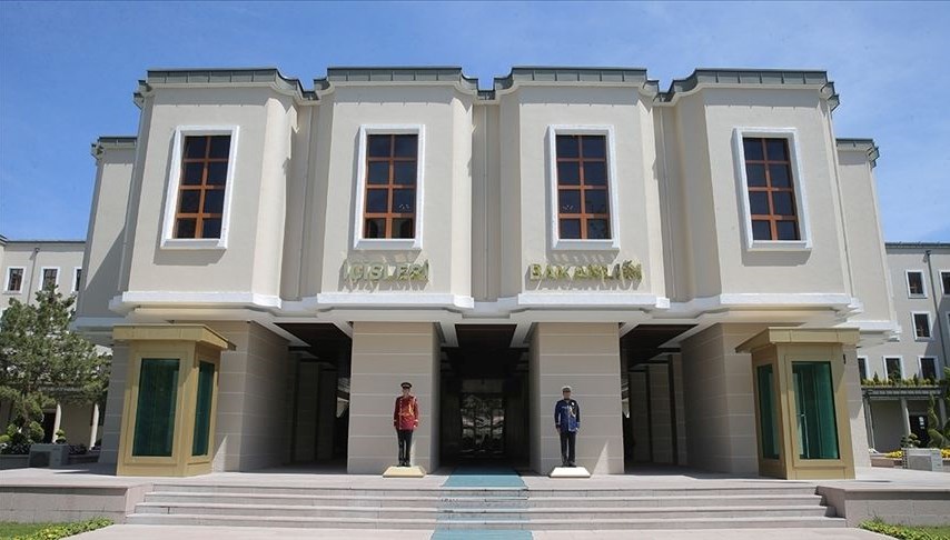 İçişleri Bakanlığından, “15 Temmuz’da Atatürk fotoğrafı yasak” argümanına yalanlama