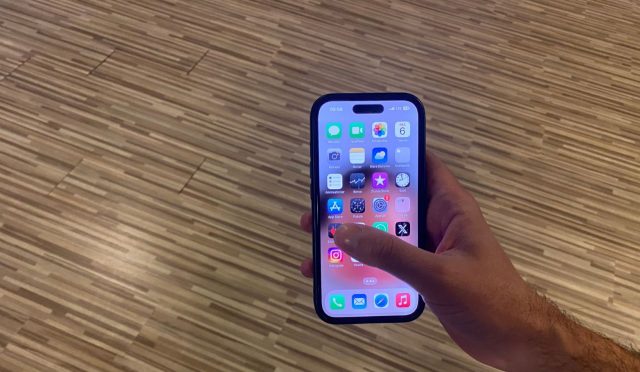 iphone-17-geliyor-neler-degisecek-fiyati-ne-olacak-ABEY142W.jpg