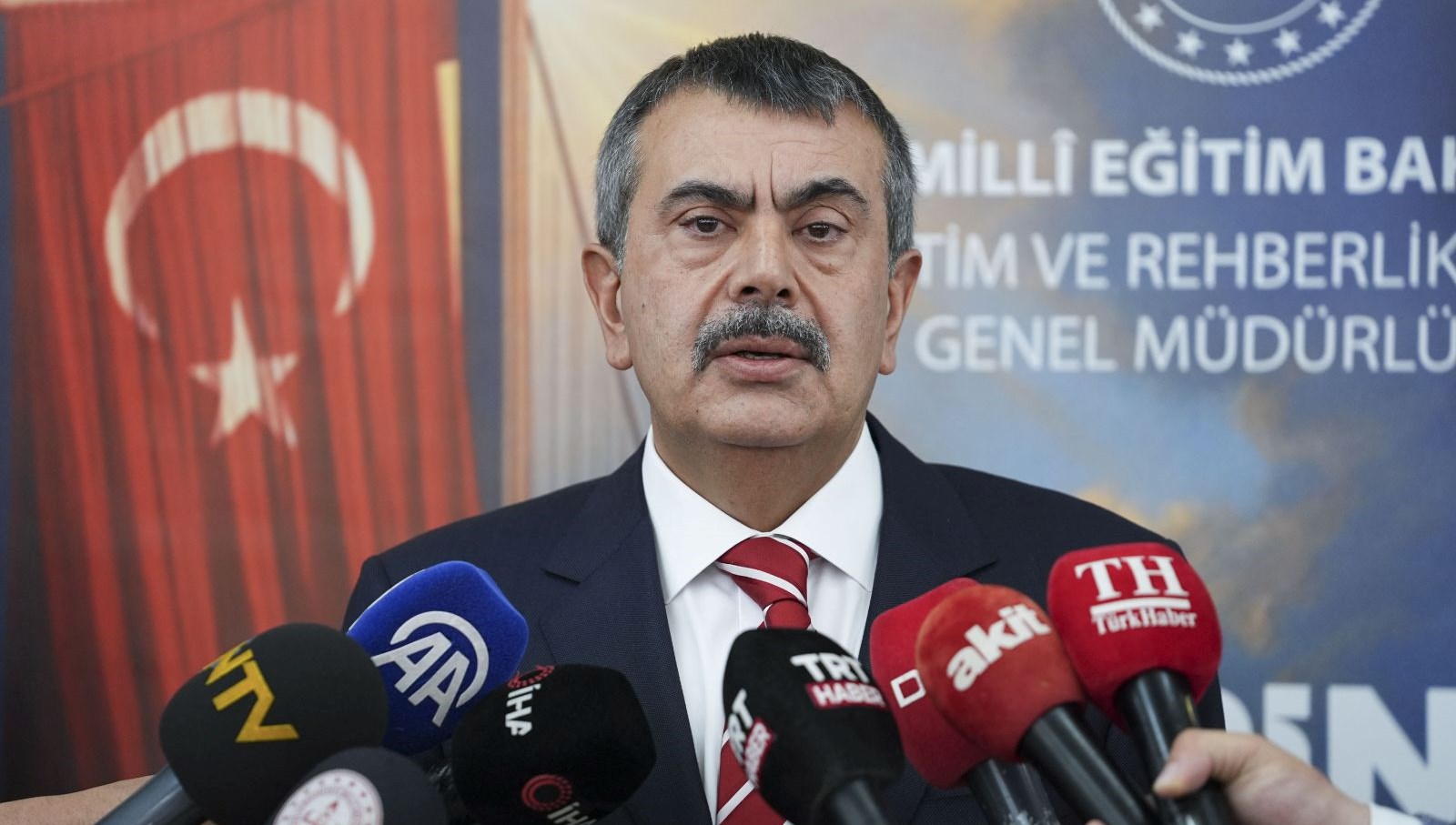 Milli Eğitim Bakanı Yusuf Tekin’den LGS ile ilgili iddialara tepki