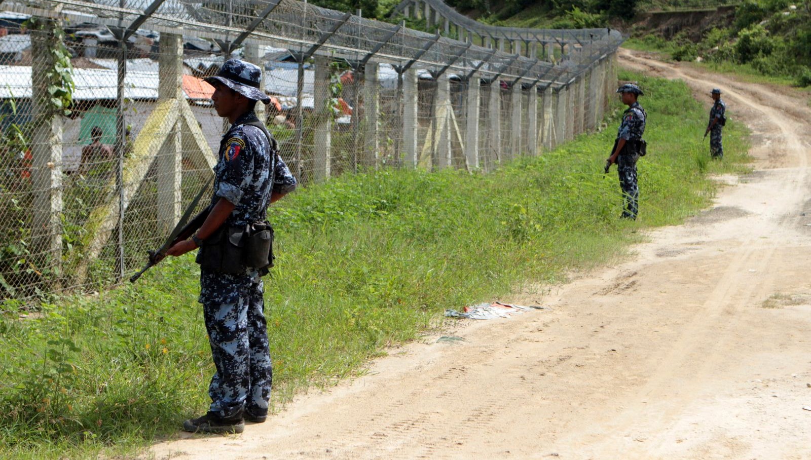 Myanmar’da manastıra akın: 23 kişi hayatını kaybetti