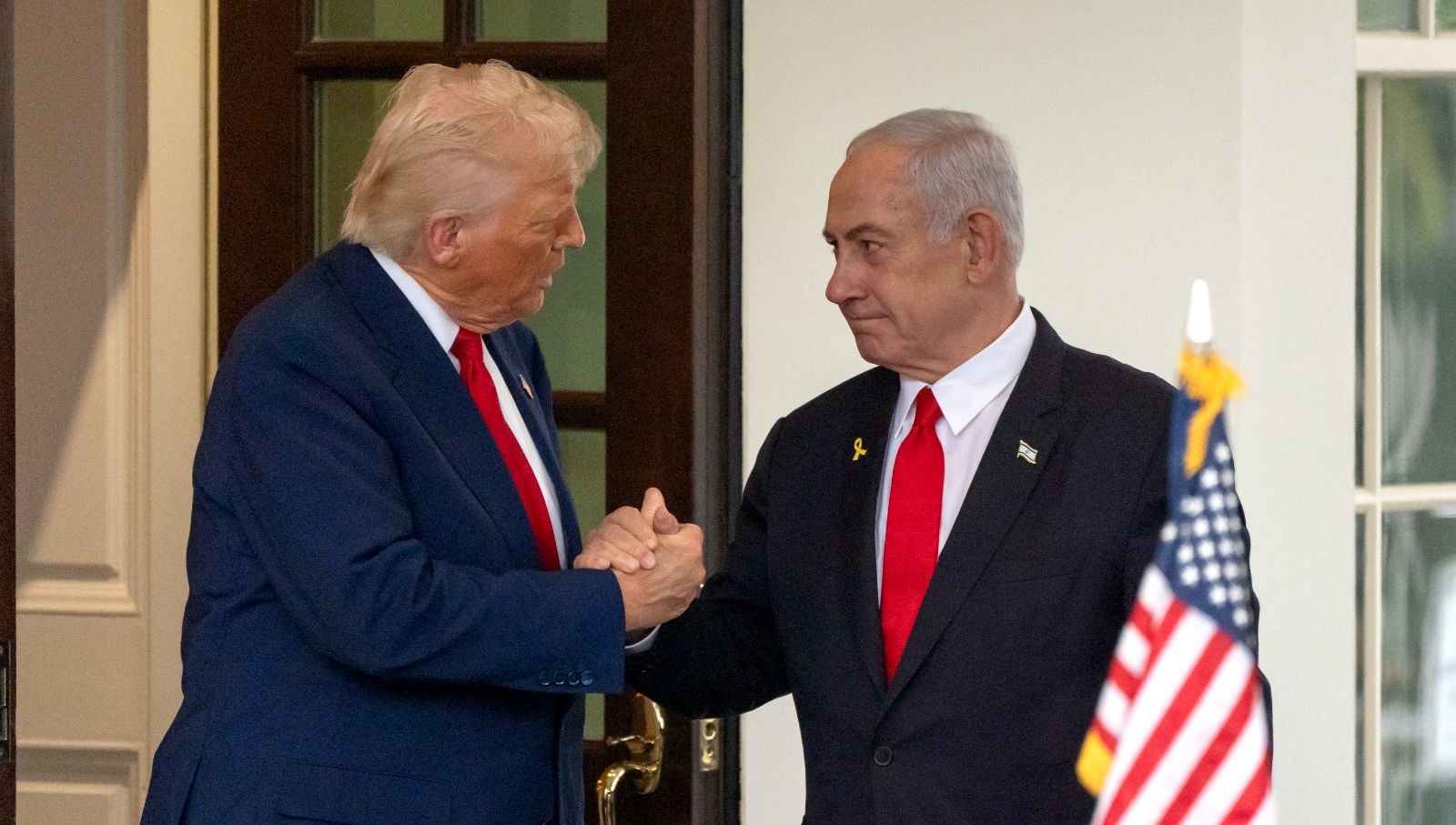 Netanyahu ABD’de: Trump’tan “vur yetkisi” isteyecek!