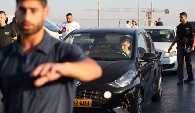netanyahunun-oglu-avner-korktugu-icin-ismini-degistirmis-jgyjbJ8G.jpg